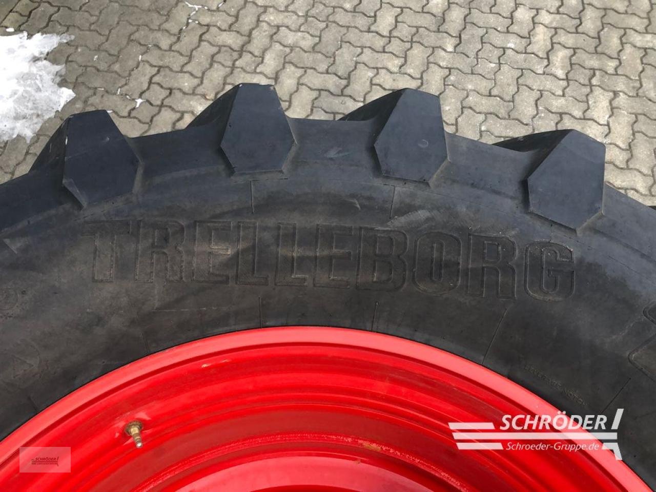 Zwillingsrad typu Fendt 600/70 R34 + 710/75 R42 TRELLEBORG, Gebrauchtmaschine v Ahlerstedt (Obrázek 12)