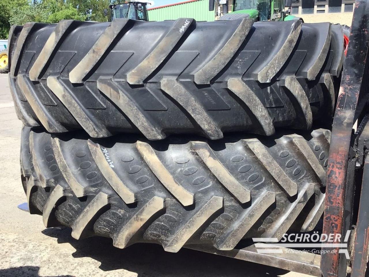 Zwillingsrad des Typs Fendt KOMPLETTRÄDER 520/85 R46, Gebrauchtmaschine in Penzlin (Bild 4)