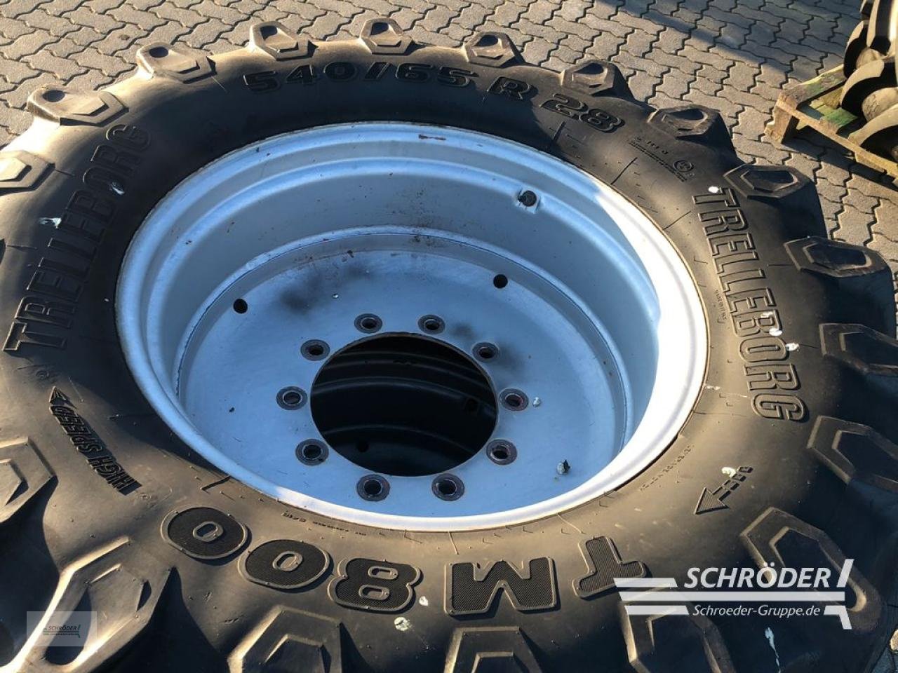 Zwillingsrad typu Fendt KOMPLETTRÄDER 540/65 R28 + 650/65 R38, Gebrauchtmaschine v Ahlerstedt (Obrázek 3)