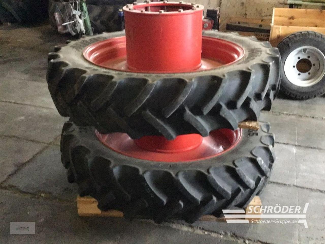 Zwillingsrad del tipo Fendt PFLEGERÄDER  2X320/85R38 + 2X320/105R54, Gebrauchtmaschine In Penzlin (Immagine 3)