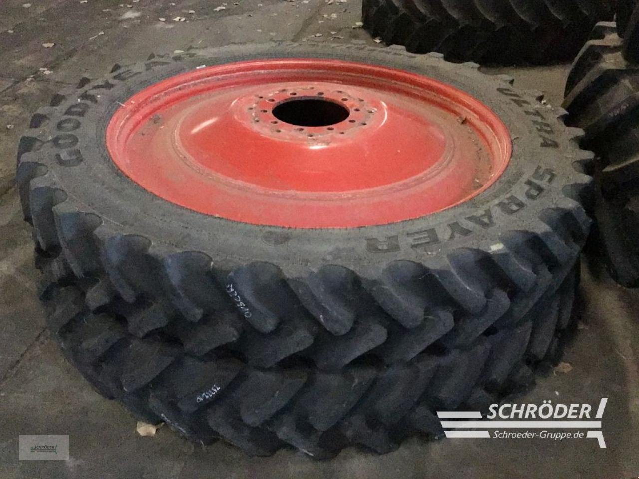Zwillingsrad del tipo Fendt PFLEGERÄDER  2X320/85R38 + 2X320/105R54, Gebrauchtmaschine In Penzlin (Immagine 5)