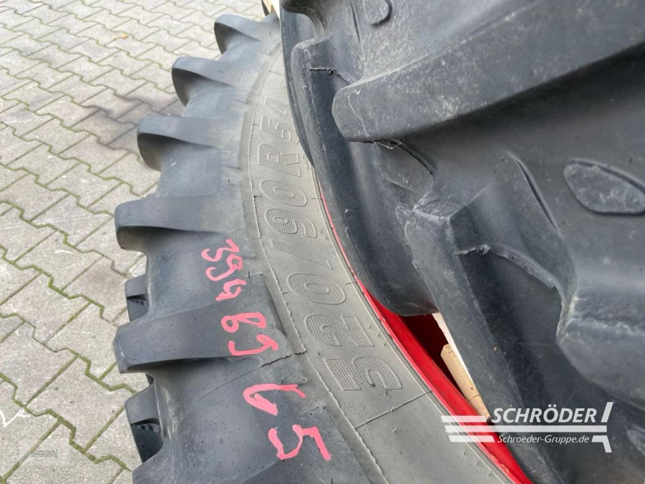 Zwillingsrad des Typs Fendt PFLEGERÄDER 340/85 R36 + 320/90 R54, Gebrauchtmaschine in Wildeshausen (Bild 6)