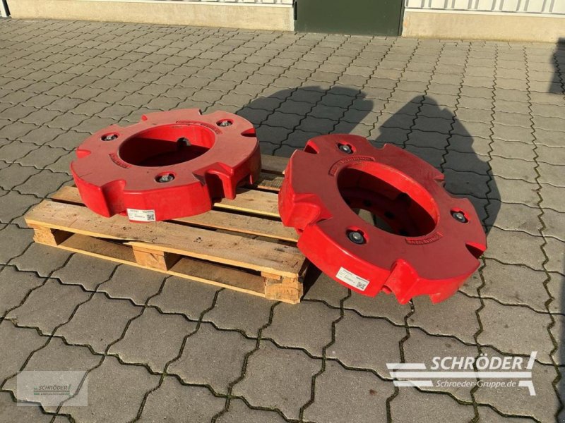 Zwillingsrad des Typs Fendt RADGEWICHTE 2X 300 KG + TRÄGERPLATTEN, Gebrauchtmaschine in Hemmoor (Bild 1)