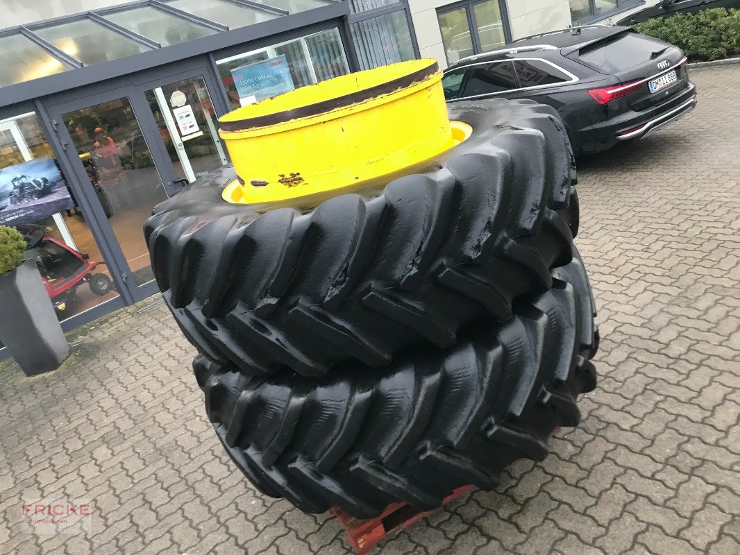 Zwillingsrad des Typs GoodYear 650/65 R42 an 38" DT 820, Gebrauchtmaschine in Demmin (Bild 1)