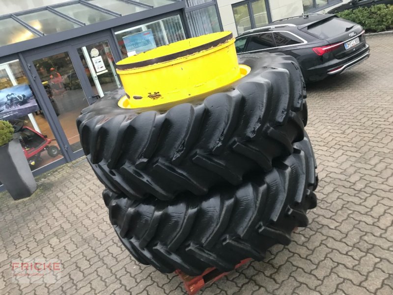 Zwillingsrad of the type GoodYear 650/65 R42 an 38" DT 820, Gebrauchtmaschine in Demmin (Picture 1)