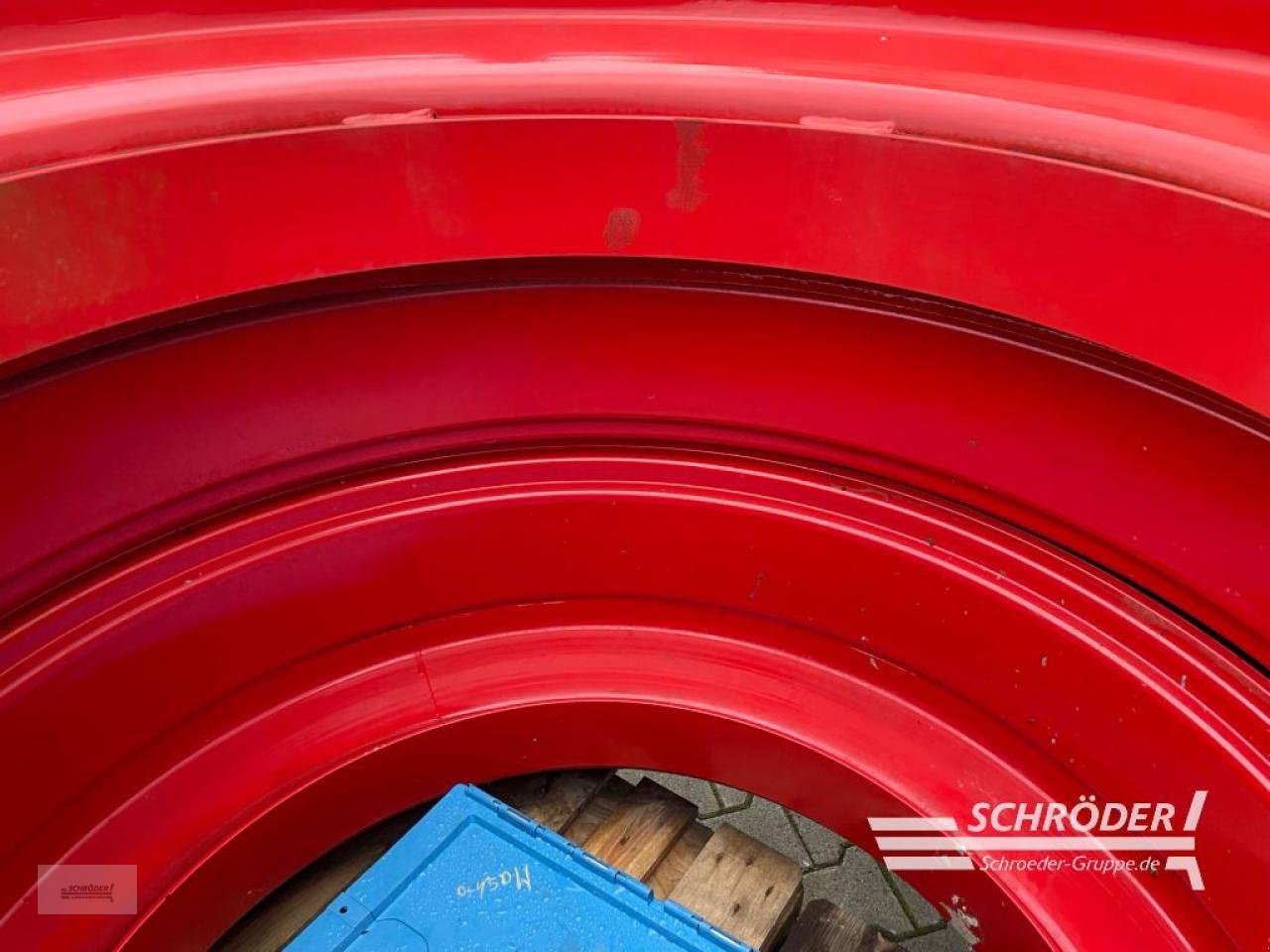 Zwillingsrad des Typs Kleber 300/90 R52 ZWILLINGE / Z.B. FENDT 700 S4, Neumaschine in Wildeshausen (Bild 10)