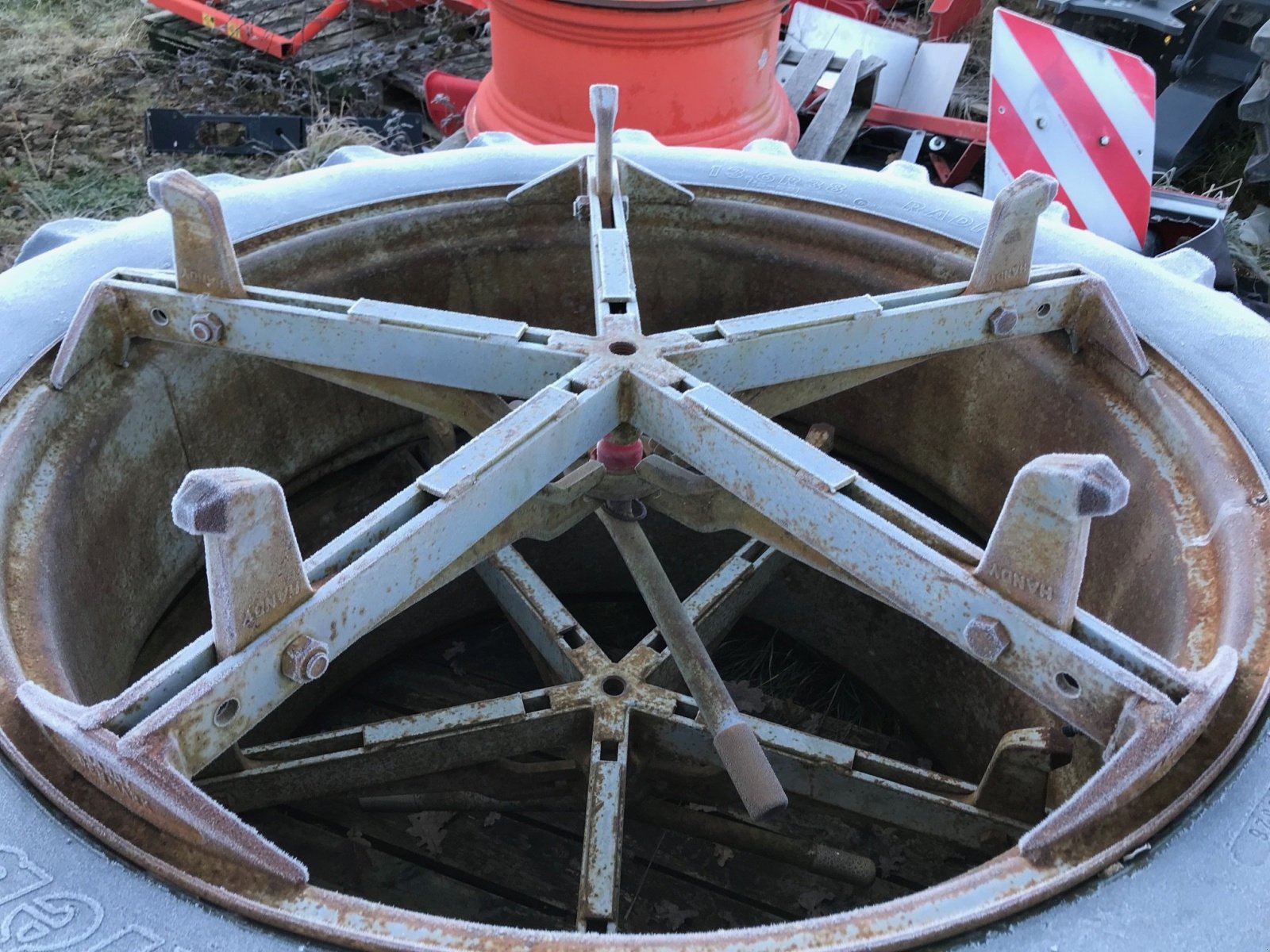 Zwillingsrad typu Kleber Jumelages 16.9R34 Kleber, Gebrauchtmaschine v LA SOUTERRAINE (Obrázek 1)