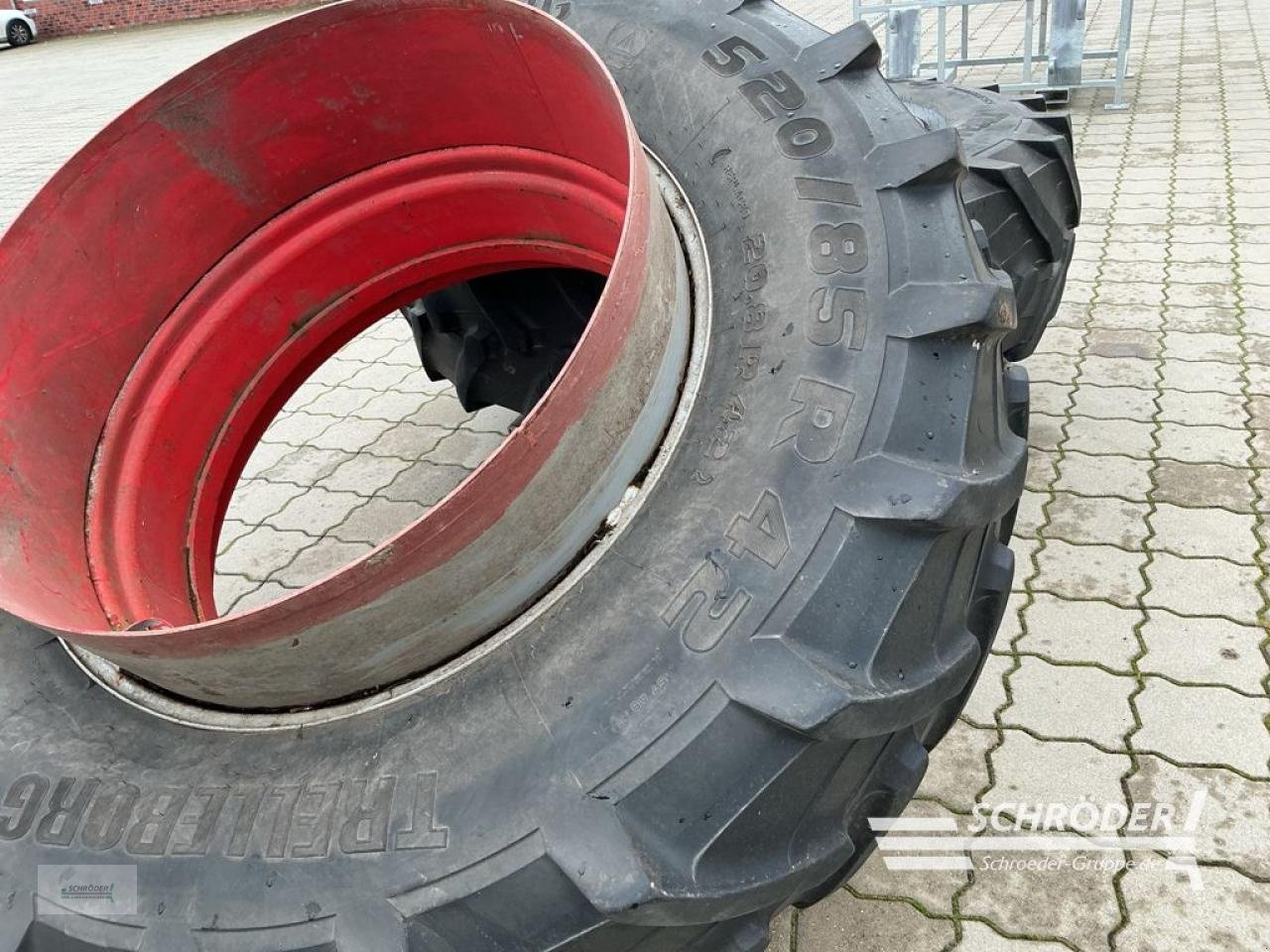 Zwillingsrad des Typs Kock & Sohn 520/85 R42 ZWILLINGSBEREIFUNG, Gebrauchtmaschine in Wildeshausen (Bild 4)