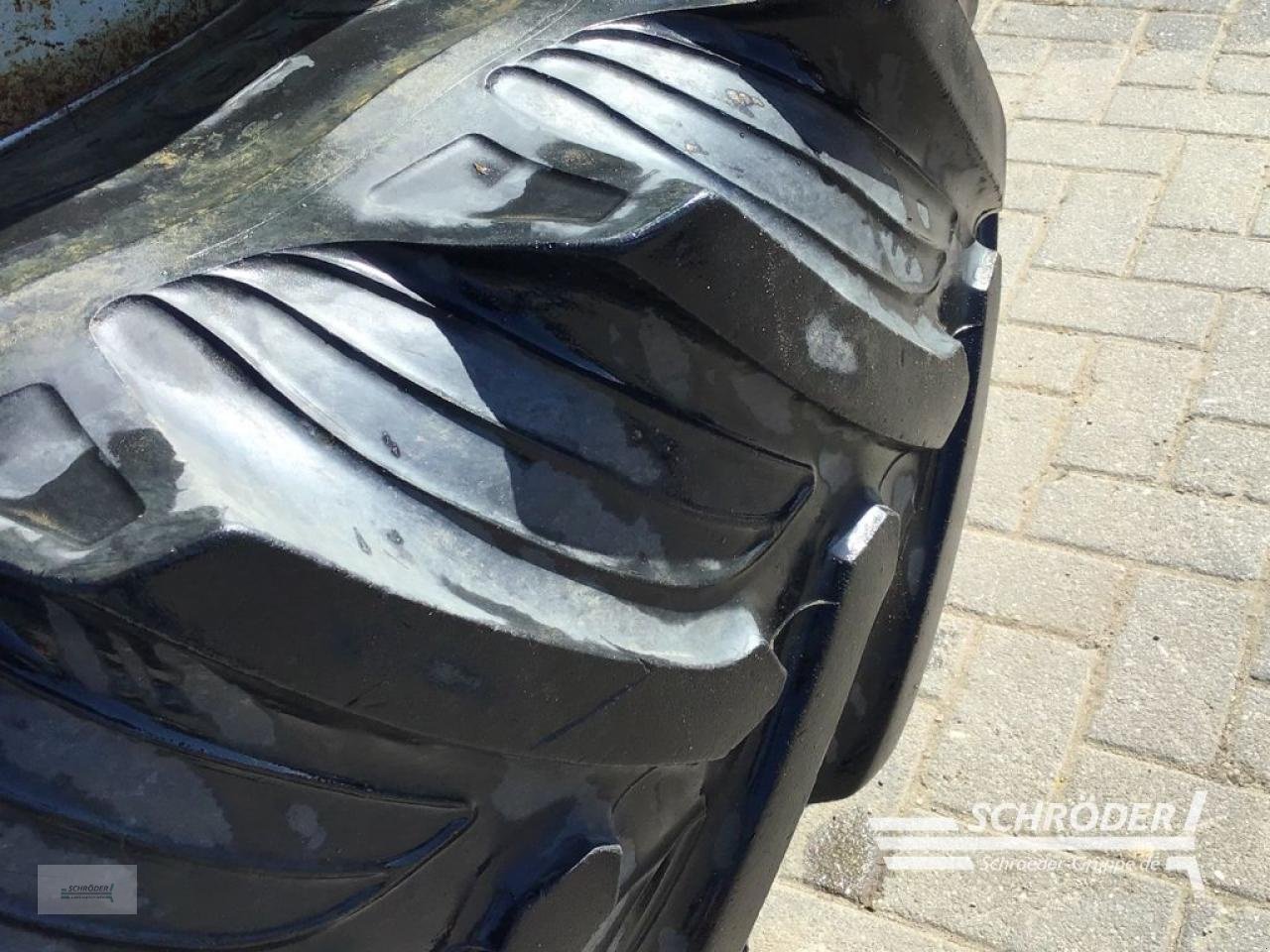 Zwillingsrad typu Massey Ferguson ZWILLINGSRÄDER 2X 16.9 R30 + 2X 20.8 R42, Gebrauchtmaschine v Penzlin (Obrázek 10)