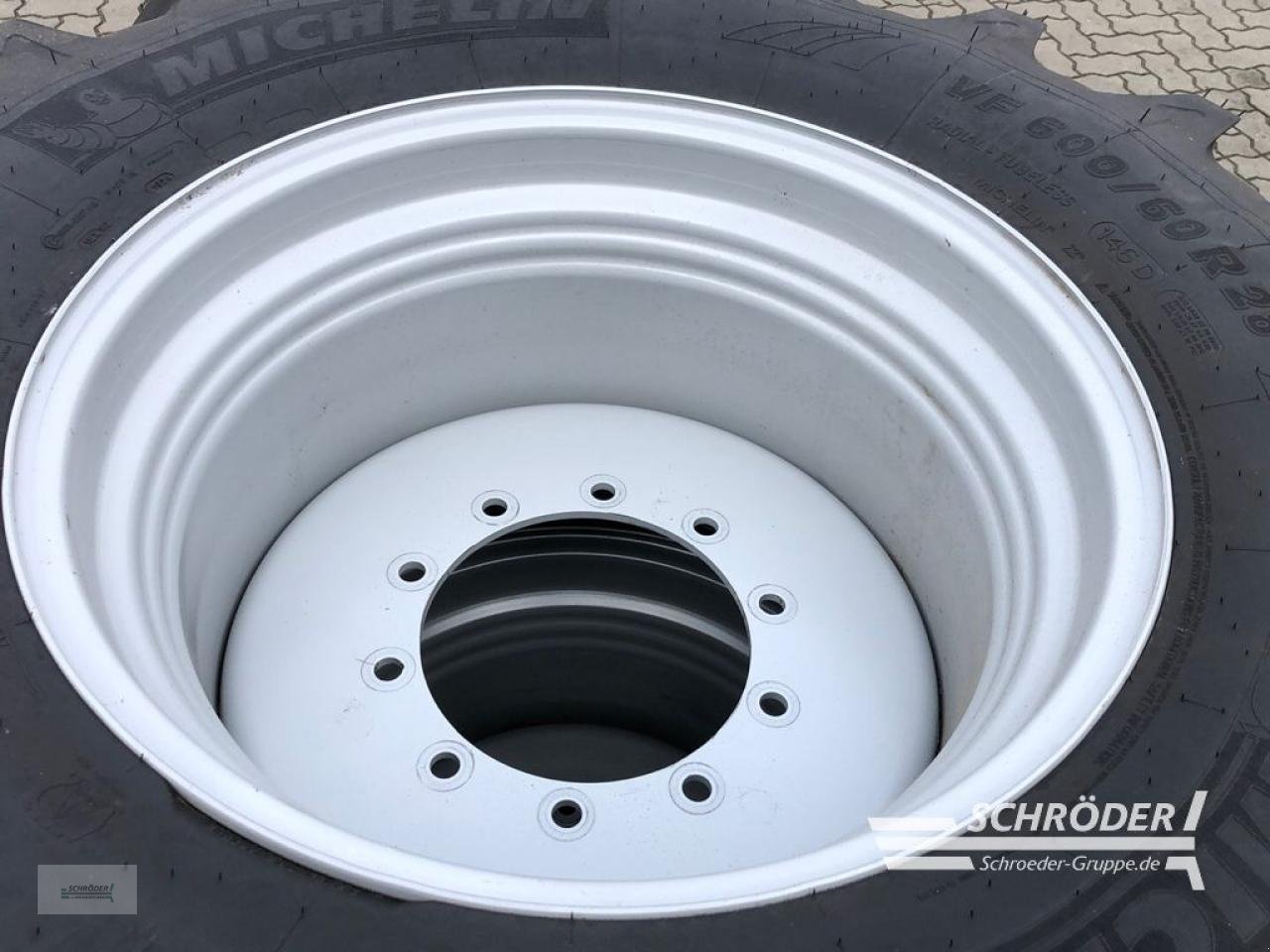 Zwillingsrad typu Michelin VF600/60 R28 +VF650/60 R42, Neumaschine v Ahlerstedt (Obrázek 3)