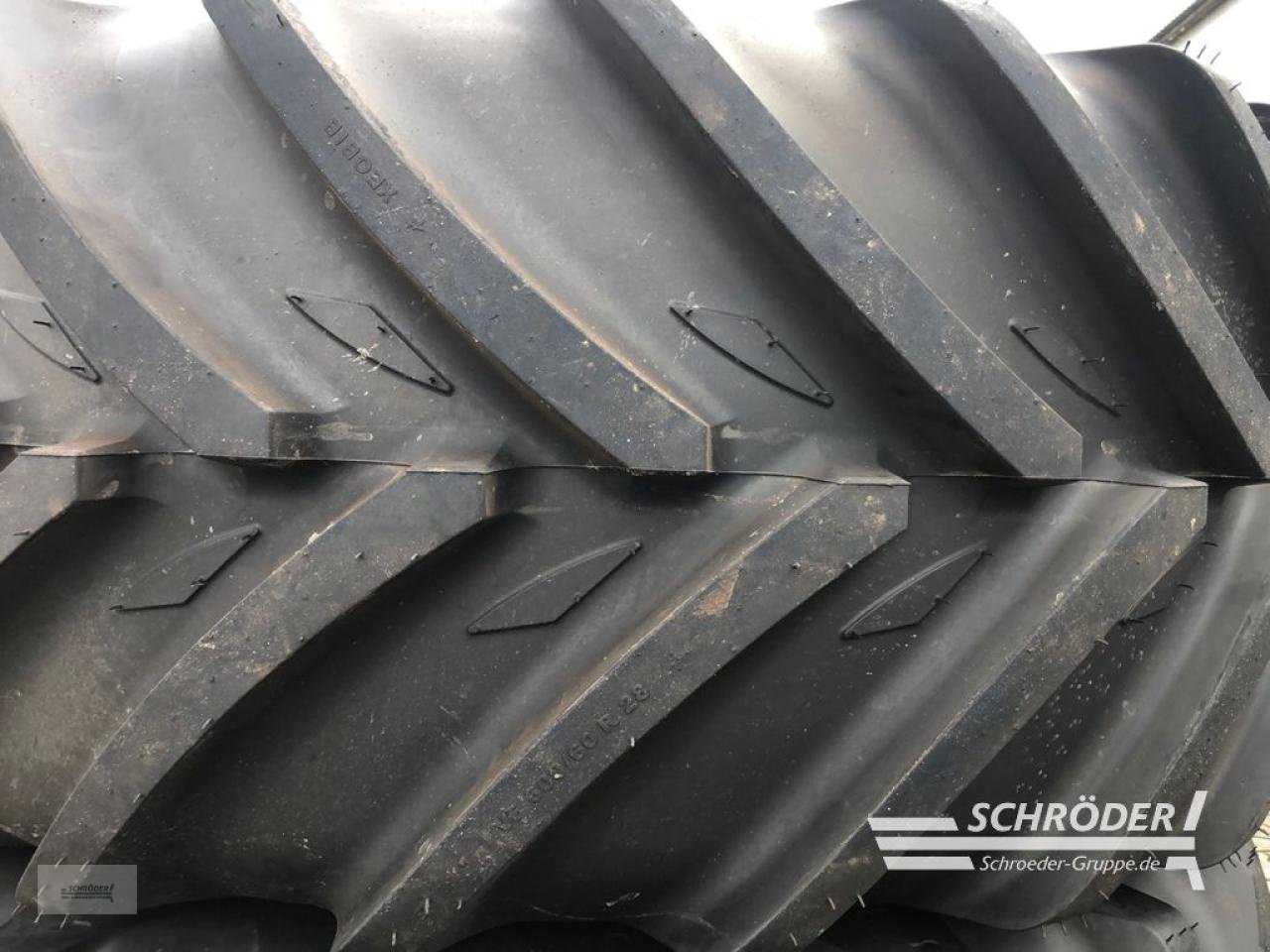 Zwillingsrad typu Michelin VF600/60 R28 +VF650/60 R42, Neumaschine v Ahlerstedt (Obrázek 4)