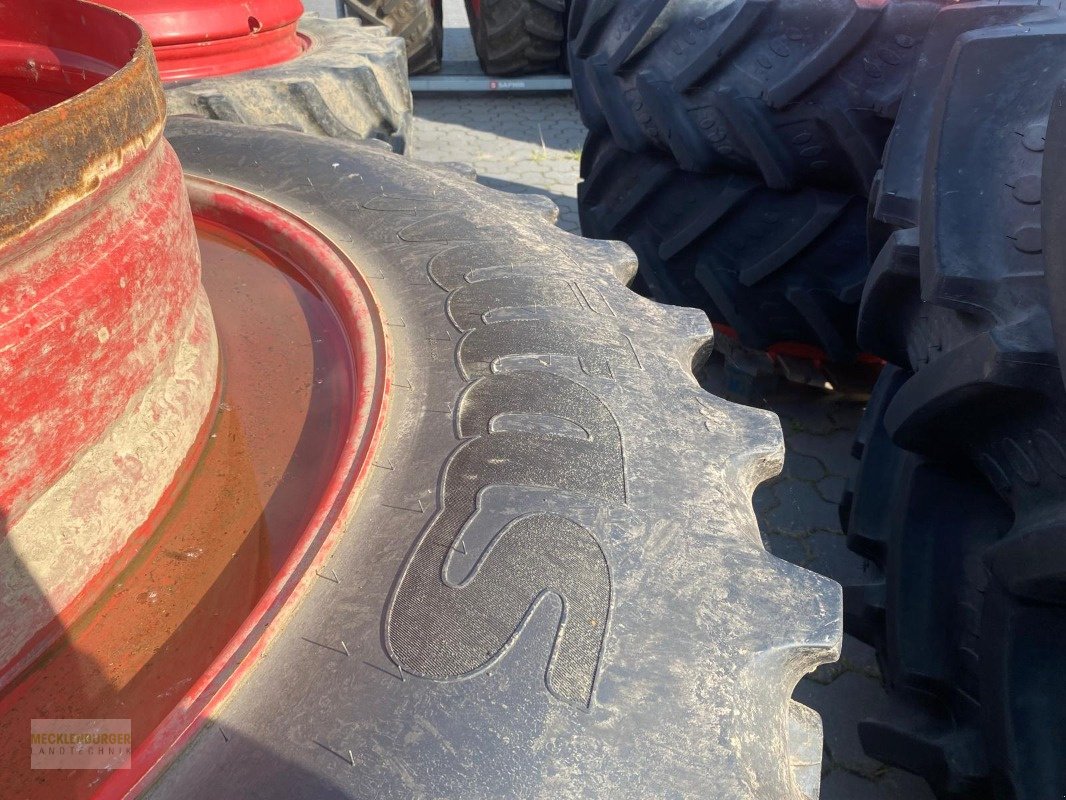 Zwillingsrad des Typs Mitas 380/85R38 + 380/105R54, Gebrauchtmaschine in Mühlengeez (Bild 3)