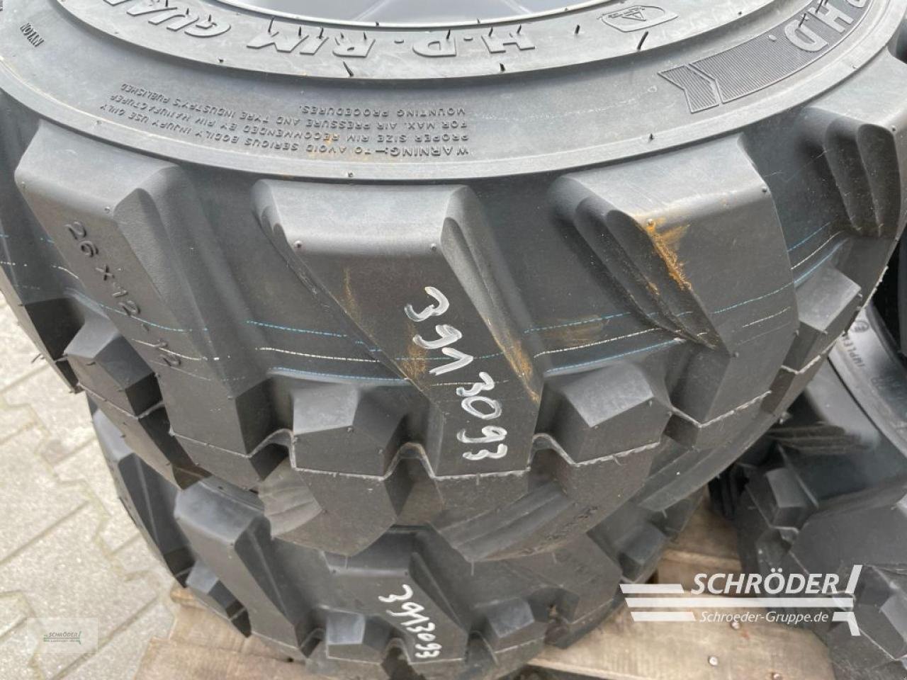 Zwillingsrad typu Schäffer KOMPLETTRÄDER 26X12.00-12 SKD, Gebrauchtmaschine v Wildeshausen (Obrázek 3)