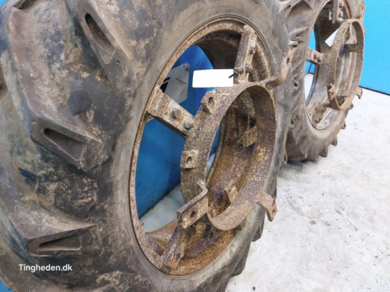 Zwillingsrad typu Sonstige 28"   12.4-28, Gebrauchtmaschine v Hemmet (Obrázek 4)