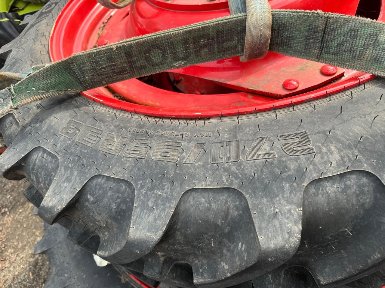 Zwillingsrad типа Sonstige Zwillingsbereifung Passend für Fendt 500er, Gebrauchtmaschine в Könnern (Фотография 4)