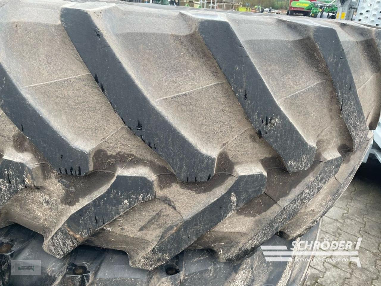 Zwillingsrad του τύπου Trelleborg 2X 650/65 R42 KOMPLETTRÄDER FENDT, Gebrauchtmaschine σε Scharrel (Φωτογραφία 4)