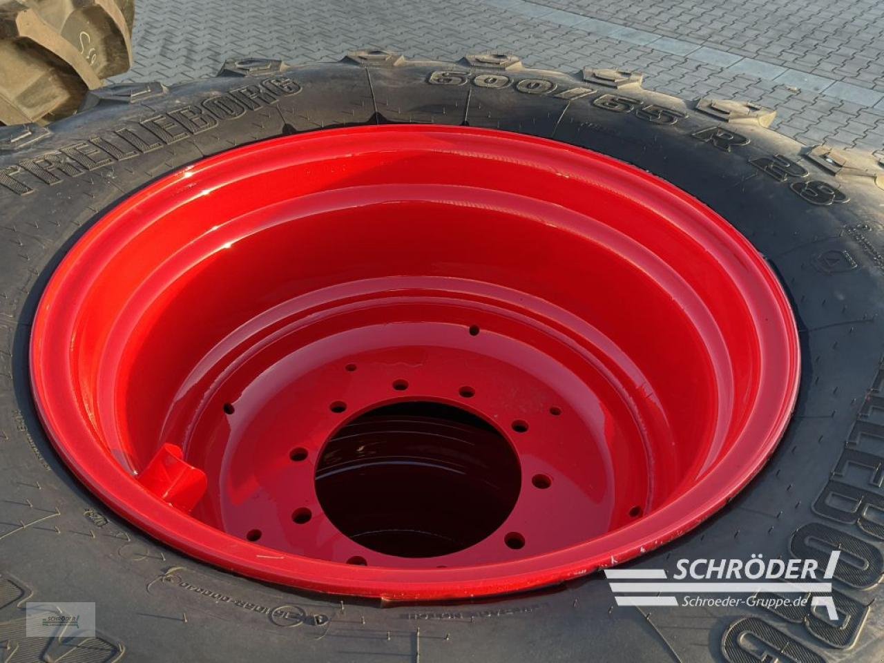 Zwillingsrad van het type Trelleborg 600/65 R28 + 710/70 R38 TRELLEBORG, Gebrauchtmaschine in Scharrel (Foto 5)