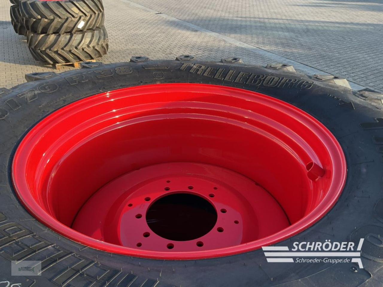 Zwillingsrad van het type Trelleborg 600/65 R28 + 710/70 R38 TRELLEBORG, Gebrauchtmaschine in Scharrel (Foto 8)