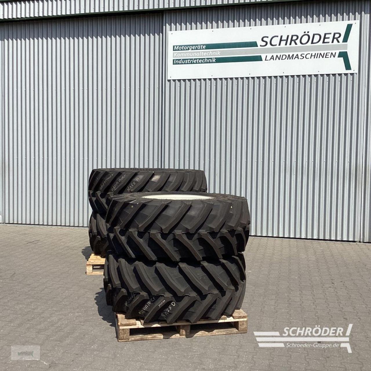 Zwillingsrad типа Valtra KOMPLETTRÄDER 540/65 R28 + 650/65 R38 TB, Gebrauchtmaschine в Schwarmstedt (Фотография 1)