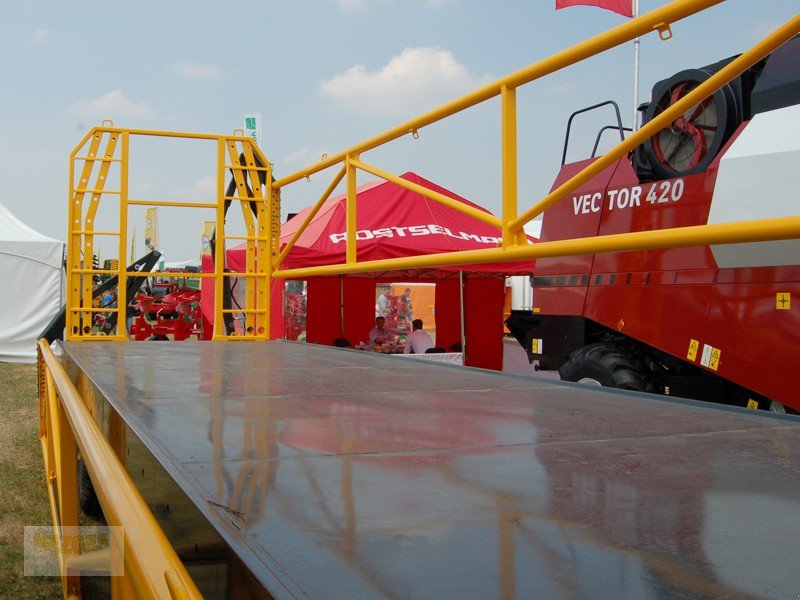 Ballensammelwagen du type WIELTON Ballenwagen mit hydraulischer Seitenwand - Ballenanhänger, Neumaschine en Ditzingen (Photo 8)