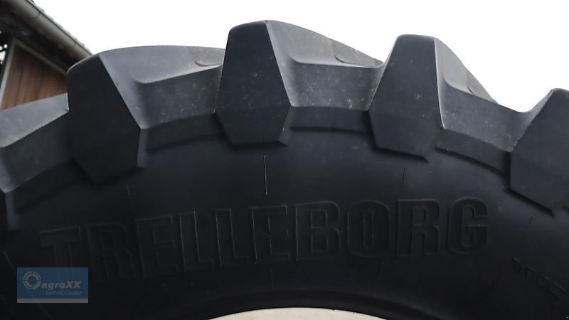 Reifen του τύπου Trelleborg 710/75R42 TM900 HIGH POWER--175D--1 Stück - 85% Profil--2 Risse außen--, Gebrauchtmaschine σε Ennigerloh (Φωτογραφία 5)