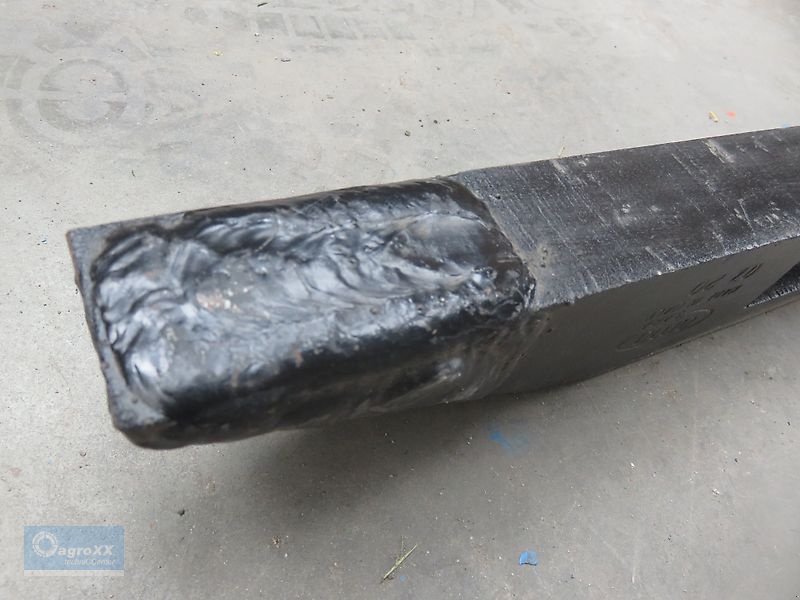 Tiefenlockerer of the type AgroXX Meißelspitze --CARBID--Plasmabeschichtet-- 60x40x590--80mm Abstand--passt für: agroXX, Quivogne, Rabe, Saphir, Mandam, Bremer--, Neumaschine in Ennigerloh (Picture 9)