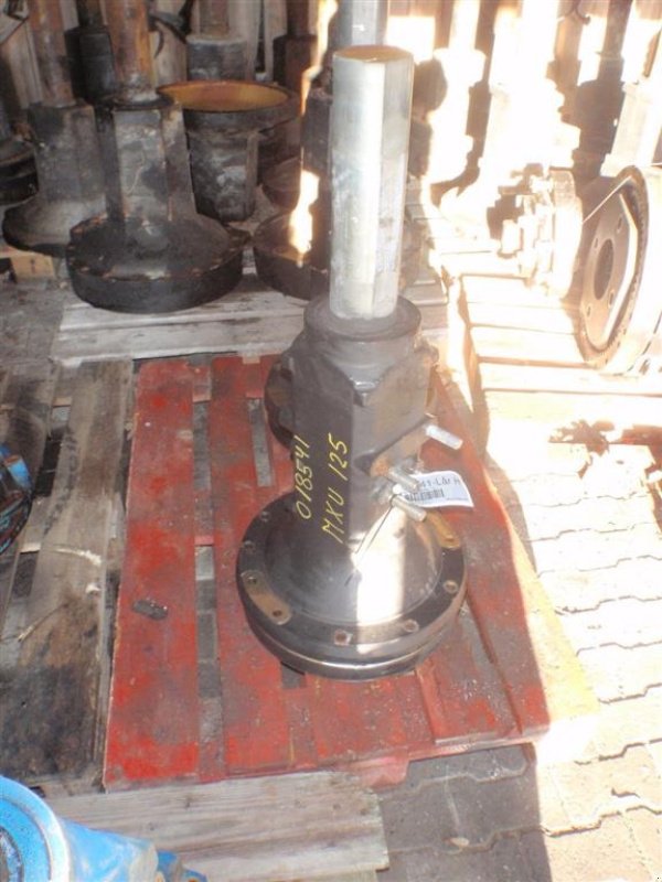 Sonstiges Traktorzubehör des Typs Case IH MXU 125 Bagaksel H / Rear axle R, Gebrauchtmaschine in Viborg (Bild 1)