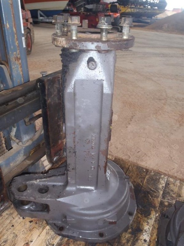Sonstiges Traktorzubehör του τύπου Massey Ferguson 3060 Bagaksel V / Rear axle L, Gebrauchtmaschine σε Viborg (Φωτογραφία 1)