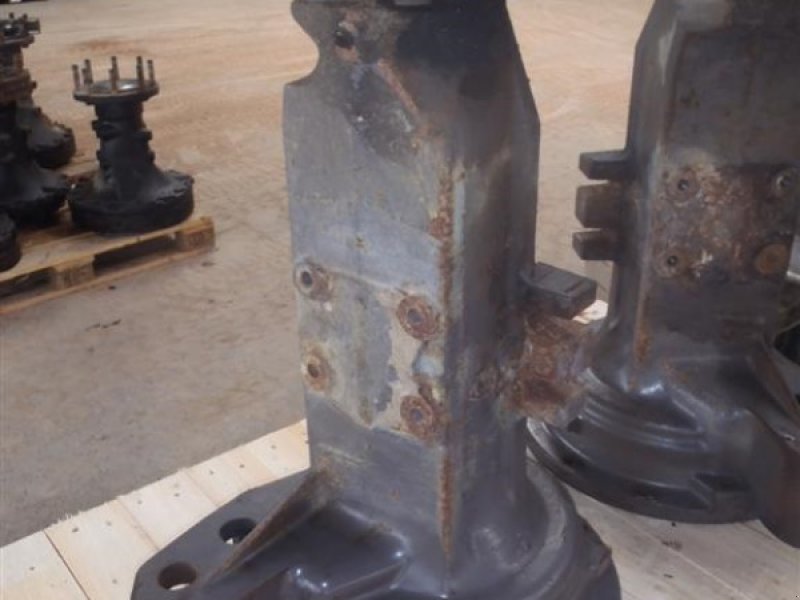 Sonstiges Traktorzubehör Türe ait Massey Ferguson 3060 Bagaksel H / Rear axle R, Gebrauchtmaschine içinde Viborg (resim 1)