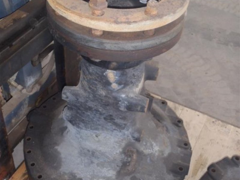 Sonstiges Traktorzubehör del tipo Massey Ferguson 7465 Bagaksel V / Rear axle L, Gebrauchtmaschine In Viborg (Immagine 1)