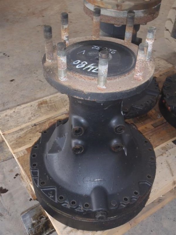 Sonstiges Traktorzubehör типа Massey Ferguson 7480 Bagaksel V / Rear axle L, Gebrauchtmaschine в Viborg (Фотография 1)