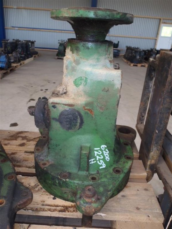 Sonstiges Traktorzubehör типа John Deere 6200 Bagaksel H / Rear axle R, Gebrauchtmaschine в Viborg (Фотография 1)