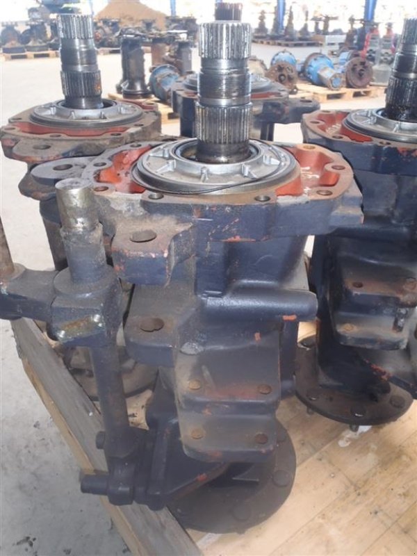 Sonstiges Traktorzubehör typu Deutz DX 6,05 Bagaksel H / Rear axle R, Gebrauchtmaschine v Viborg (Obrázek 1)