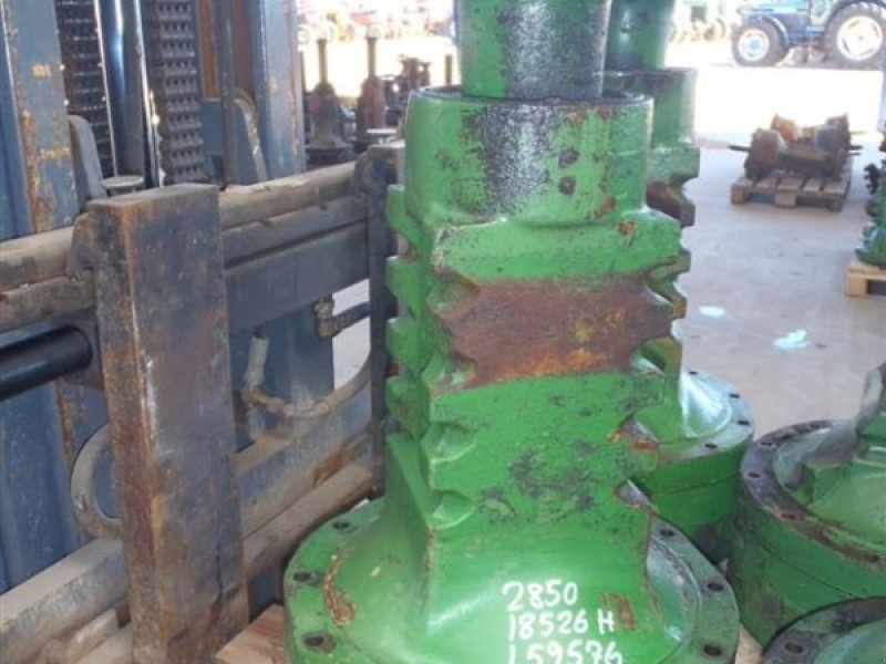 Sonstiges Traktorzubehör типа John Deere 2850 Bagaksel H / Rear axle R, Gebrauchtmaschine в Viborg (Фотография 1)