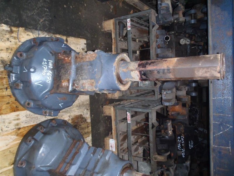 Sonstiges Traktorzubehör Türe ait New Holland 8670 Bagaksel V / Rear axle L, Gebrauchtmaschine içinde Viborg (resim 1)