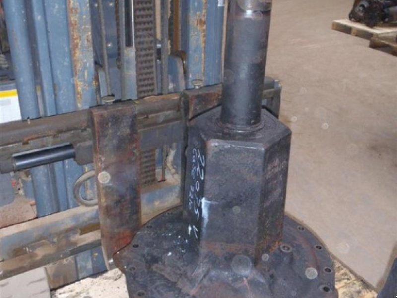 Sonstiges Traktorzubehör του τύπου Case IH Magnum 7210 // Bagaksel V / Rear axle L, Gebrauchtmaschine σε Viborg (Φωτογραφία 1)