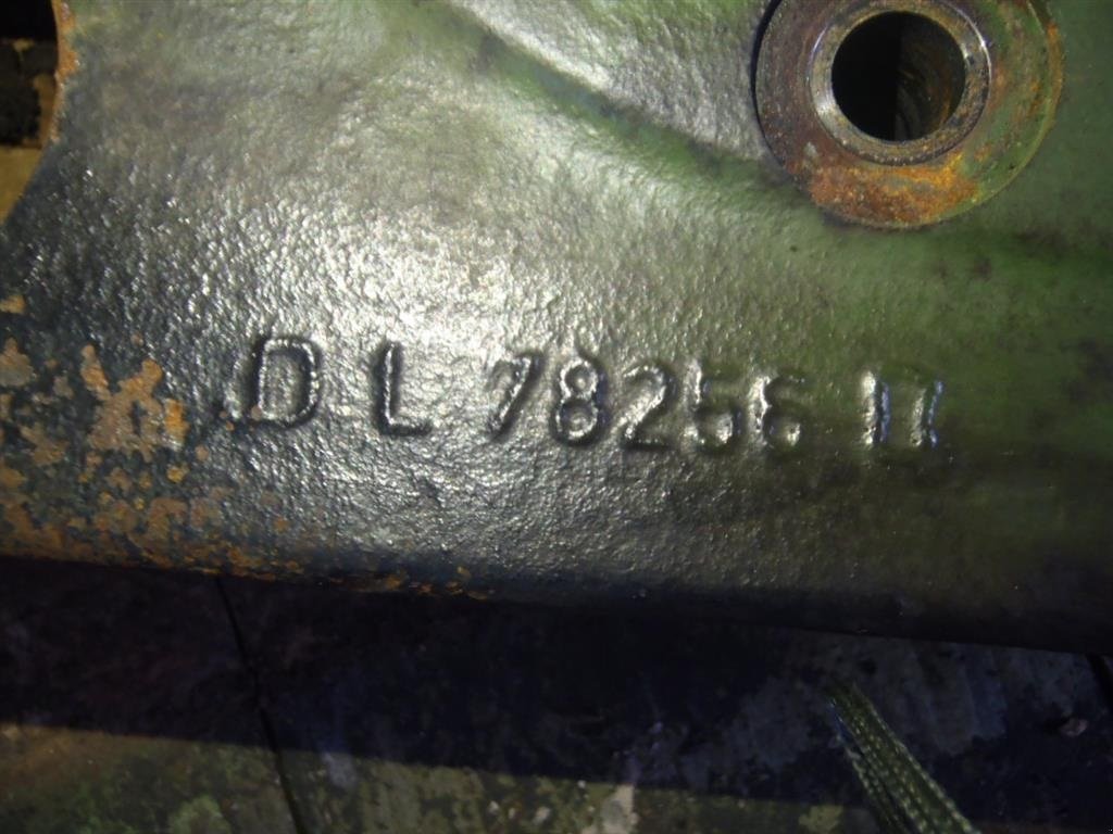 Sonstiges Traktorzubehör typu John Deere 6100 Bagaksel V / Rear axle L, Gebrauchtmaschine v Viborg (Obrázek 2)