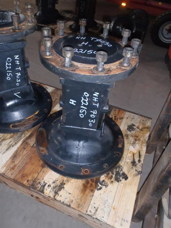 Sonstiges Traktorzubehör typu New Holland 7030 Bagaksel H / Rear axle R, Gebrauchtmaschine v Viborg (Obrázek 1)