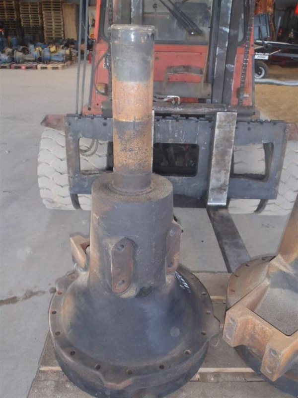 Sonstiges Traktorzubehör του τύπου New Holland T8040 Bagaksel V / Rear axle L, Gebrauchtmaschine σε Viborg (Φωτογραφία 1)