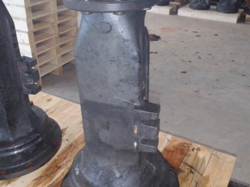 Sonstiges Traktorzubehör van het type Sonstige Renault 656 RZ // Bagaksel V / Rear axle L, Gebrauchtmaschine in Viborg (Foto 1)