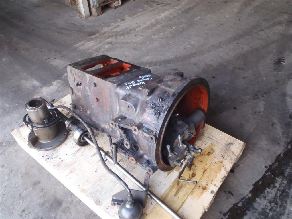 Sonstiges Traktorzubehör typu Sonstige Renault Cergos 355 // Gearkasse / Gearbox, Gebrauchtmaschine v Viborg (Obrázek 2)