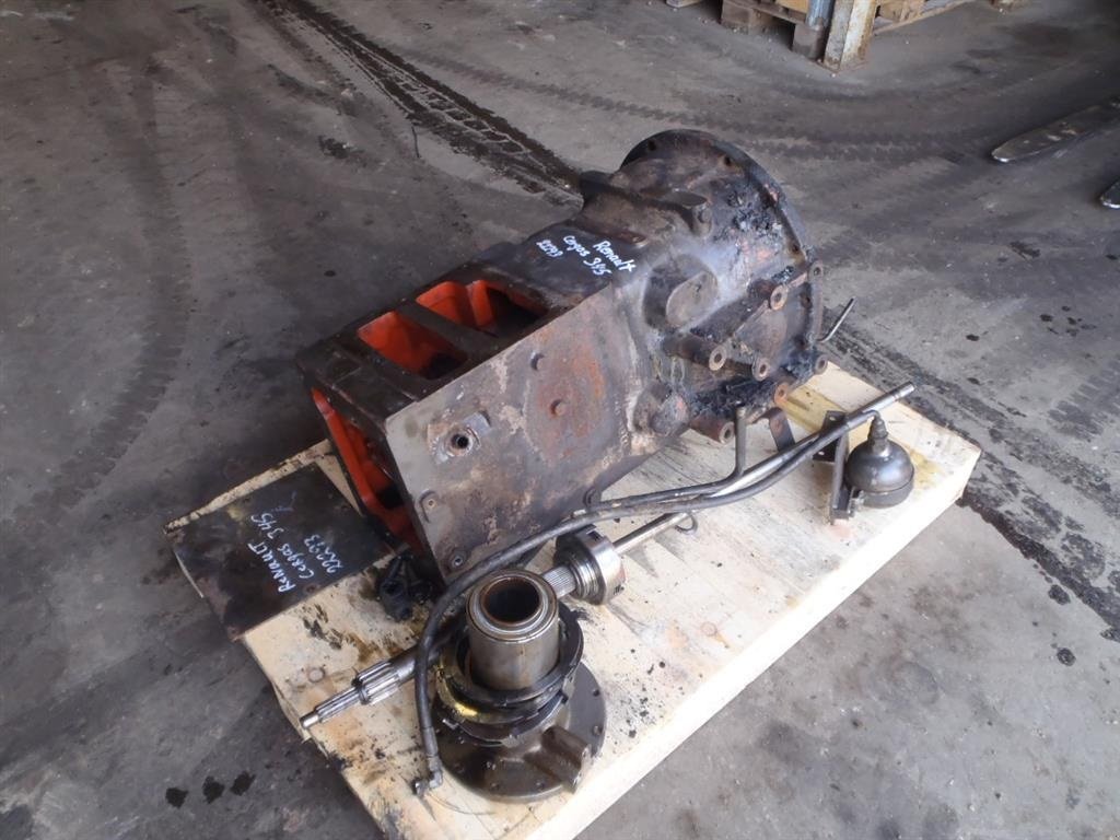 Sonstiges Traktorzubehör typu Sonstige Renault Cergos 355 // Gearkasse / Gearbox, Gebrauchtmaschine v Viborg (Obrázek 1)