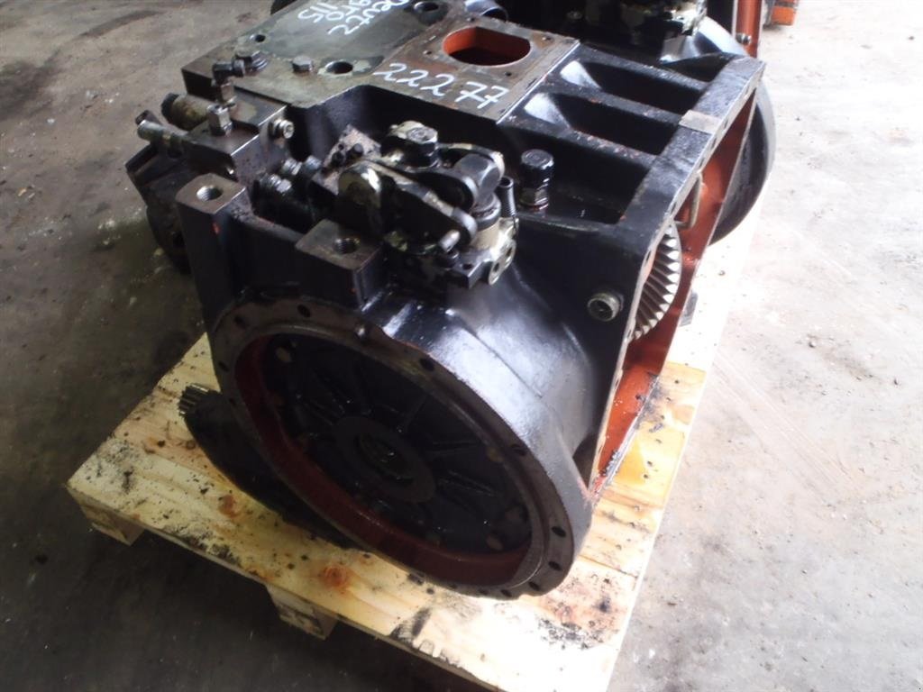 Sonstiges Traktorzubehör типа Deutz Agrotron 115 Bagtøj / Rear Transmission, Gebrauchtmaschine в Viborg (Фотография 2)