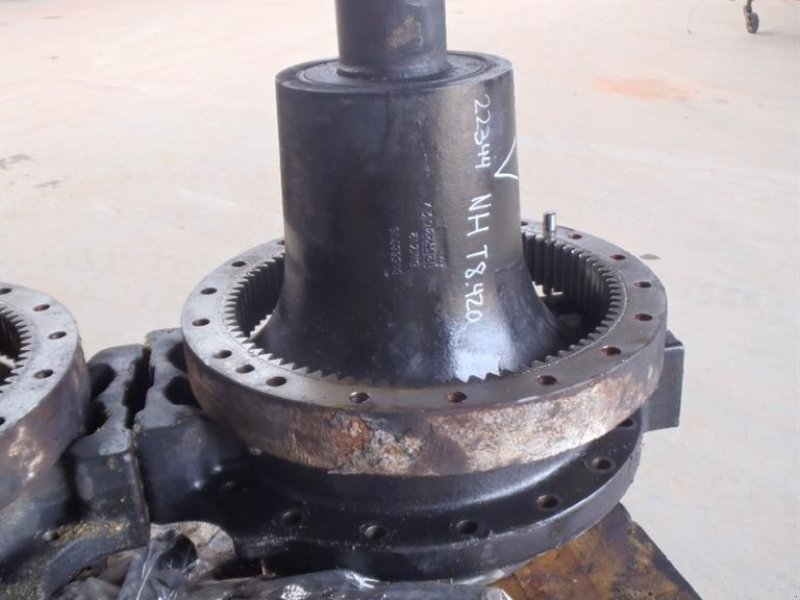 Sonstiges Traktorzubehör des Typs New Holland T8.420 Bagaksel V / Rear axle L, Gebrauchtmaschine in Viborg (Bild 1)
