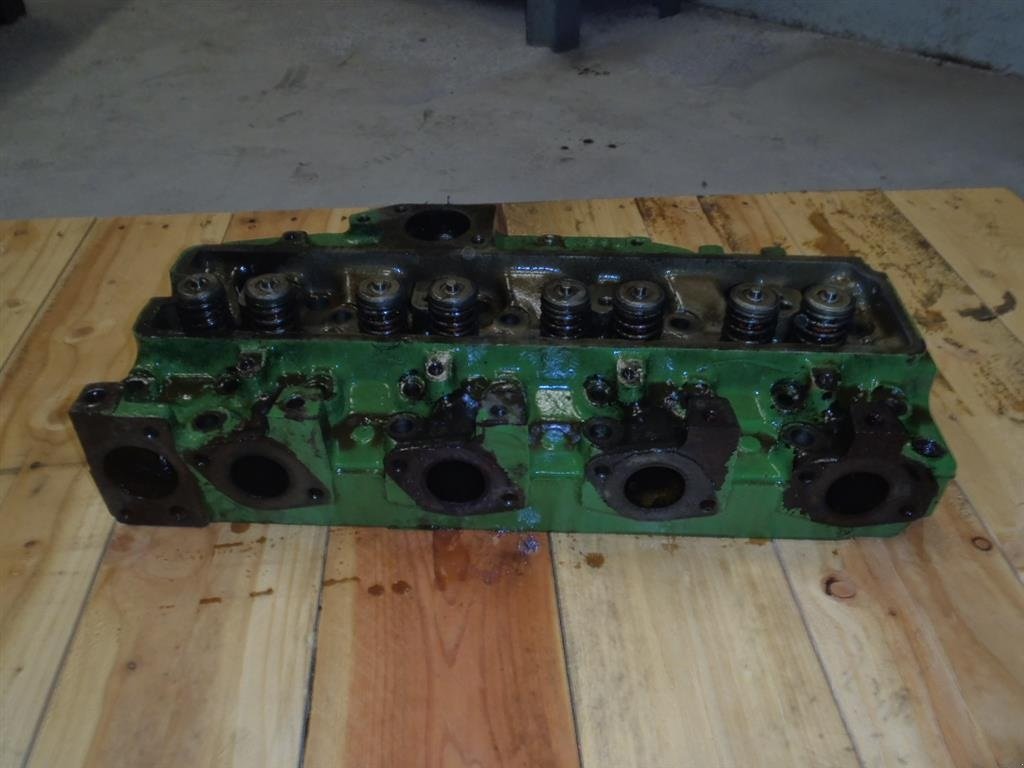Sonstiges Traktorzubehör typu John Deere 3420 Topstykke / Cylinder Head, Gebrauchtmaschine v Viborg (Obrázek 1)