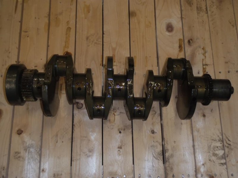 Sonstiges Traktorzubehör Türe ait New Holland B115 Krumtap / Crankshaft, Gebrauchtmaschine içinde Viborg (resim 1)