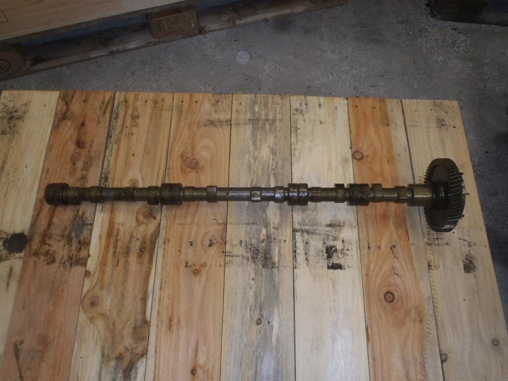 Sonstiges Traktorzubehör typu Challenger MT665B // Knastaksel / Camshaft, Gebrauchtmaschine v Viborg (Obrázek 2)