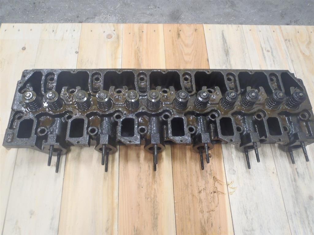 Sonstiges Traktorzubehör typu Deutz Agrotron 120MK3 // Topstykke / Cylinder Head, Gebrauchtmaschine v Viborg (Obrázek 1)