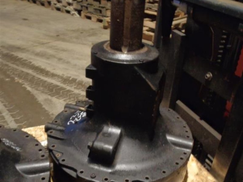 Sonstiges Traktorzubehör типа Challenger MT665B // Bagaksel V / Rear Axle L, Gebrauchtmaschine в Viborg (Фотография 1)