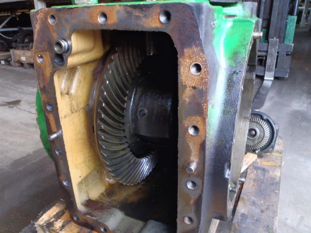Sonstiges Türe ait John Deere 8300 Bagtøj / Rear Transmission, Gebrauchtmaschine içinde Viborg (resim 2)